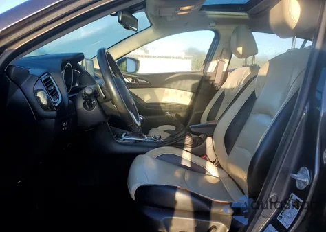 2014 Mazda 3 Grand Touring z USA, uszkodzony, nr VIN JM1BM1M38E1206417